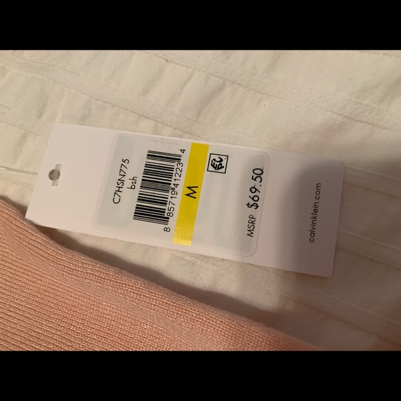 Calvin Klein turtleneck - Picture 4 of 7